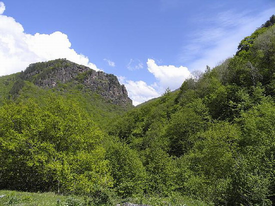 В ущелье Гиляч. Конный поход по водопадам и озерам Дуута (Северный Кавказ).