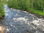 Сплав по Керети в Карелии. Северная Карельская река с порогами, впадающая в Белое море.