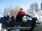 Снегоходы, Карелия. Боевая машина туриста, участника зимнего отдыха в Карелии.