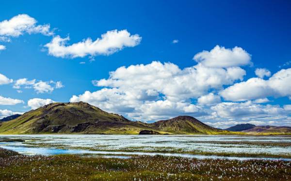 Разноцветные горы Исландии. Поход в Исландии.