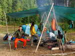 Начало похода по Терскому берегу: палаточный лагерь на берегу реки Умбы