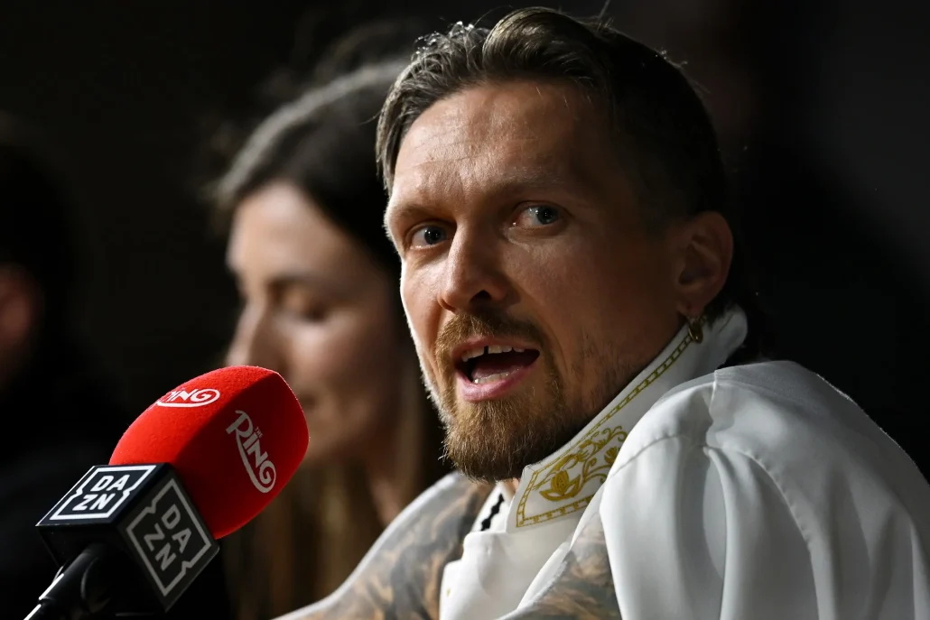 Усик проти Верховена: дата, час і де дивитися онлайн бій в Україні