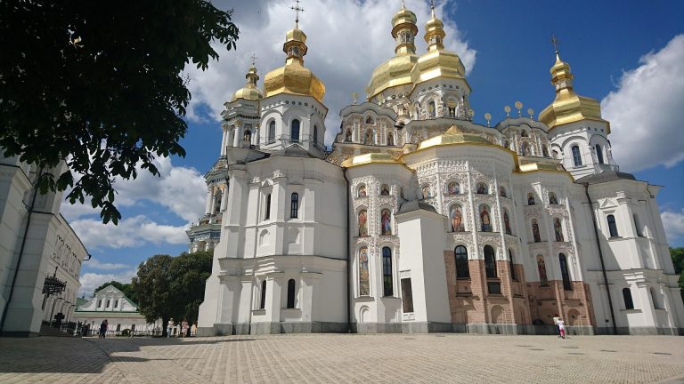 День Конституції залишиться робочим: які свята та пам’ятні дати припадають на червень Собор у Києві